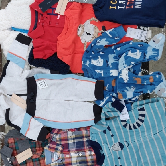 Bundle tommy hilfiger Carter's first impression 13 piece size 3-6 Months - Picture 1 of 12